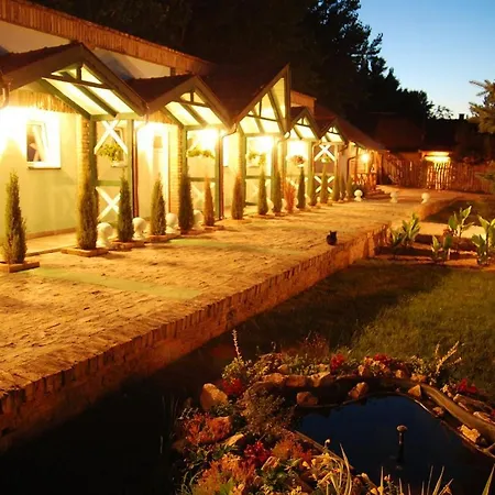 Jelen Salaš Farmház *