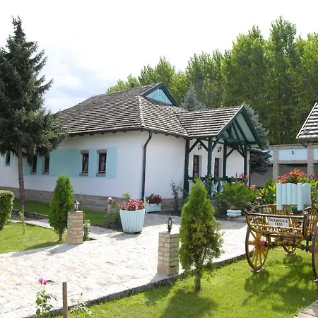 Jelen Salas Farm stay *